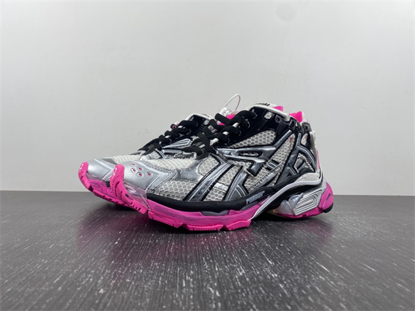 7.0 BALENCIAGA -Runner
