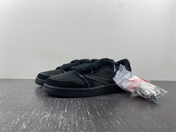 Travis Scott x Air Jordan 1 Low OG SP 'Black Phantom'