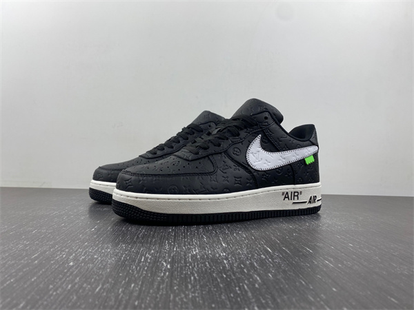 LouisVuitton x Nike Air Force