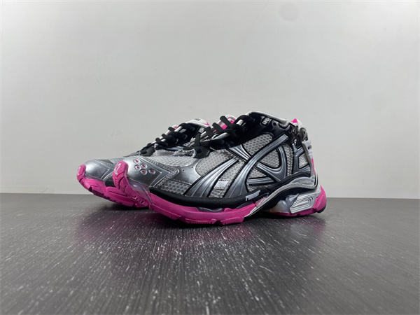 7.0 Balenciaga