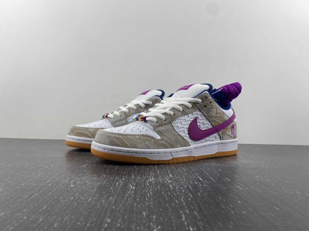 Rayssa Leal x Nike Dunk SB Low hua FZ5251-001 