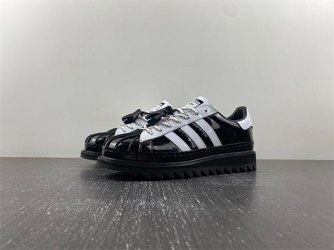 CLOT x adidas  IH3131