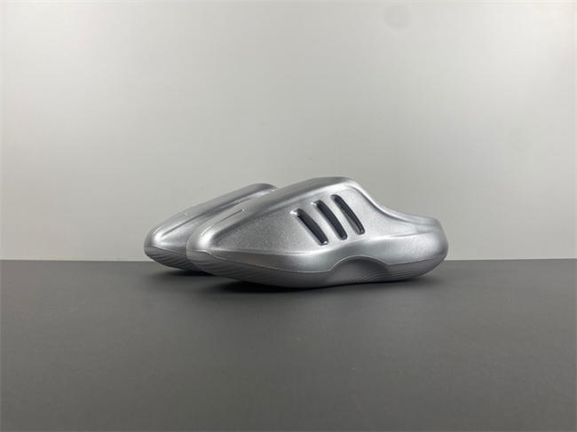 Adidas IIINFINITY Slides   IH2814