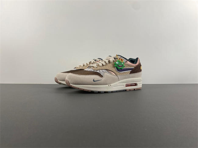 Nike Air Max 1 '87 Luxe University of Oregon PE 2024  HQ 2640-200