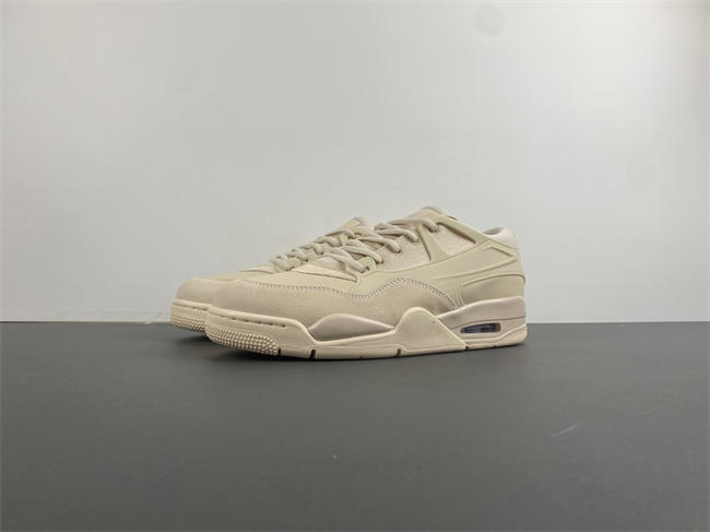Air Jordan 4RM