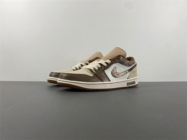 Air Jordan 1 Low   HF5743-221