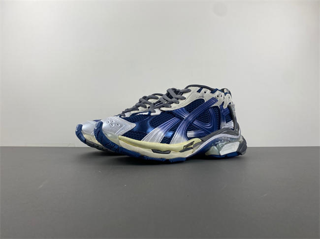 7.5Balenciaga/  772774 WRUNG 2410