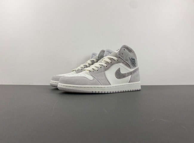 Wmns Jordan 1 Mid  FQ7720-002