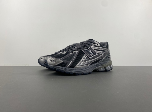 New Balance  M1906RES