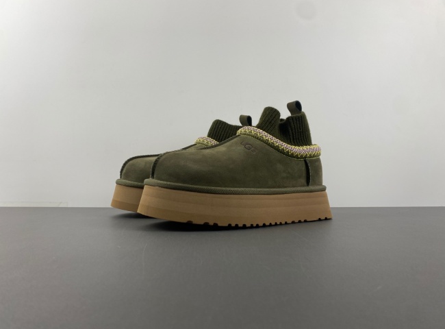 UGG (W)   W/5956