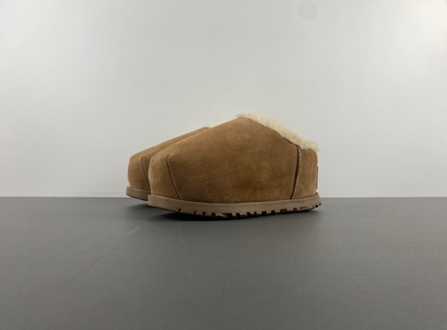 UGGWMNS PUMPED SLIDE  W/1158215
