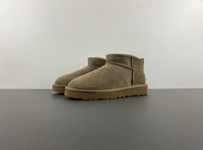 UGG  W/1116109
