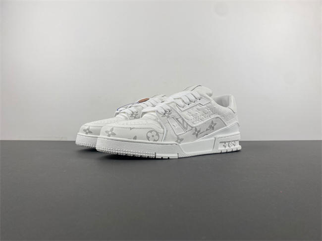Louis Vuitton LV trainer 110