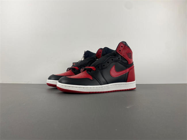 Air Jordan 1 Retro High '85 OG Bred HV6674-067