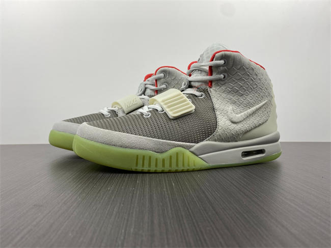 Nike Air Yeezy 2 NRG Kanye West 508214-010