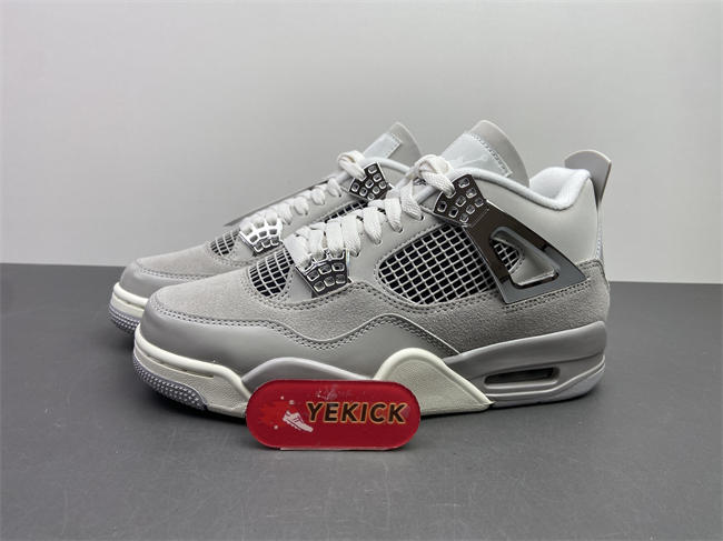 Jordan 4 Retro Frozen Moments AQ9129-001