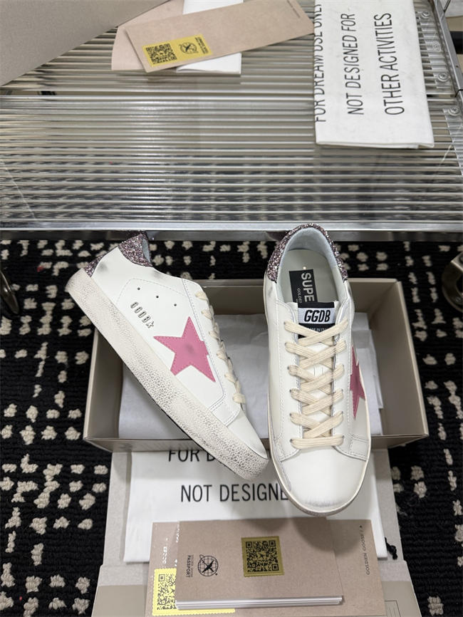 Golden Goose Sneaker