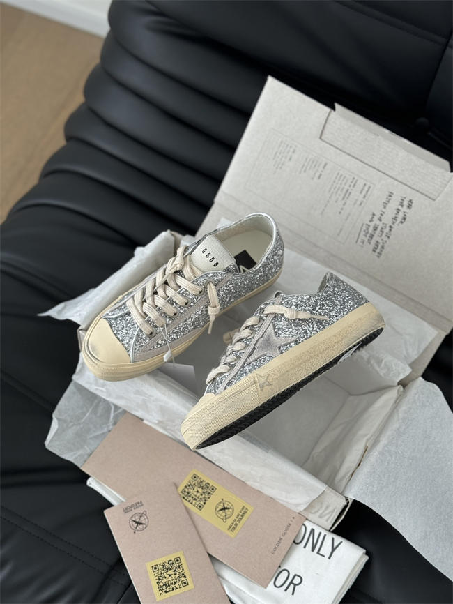 Golden Goose Sneaker