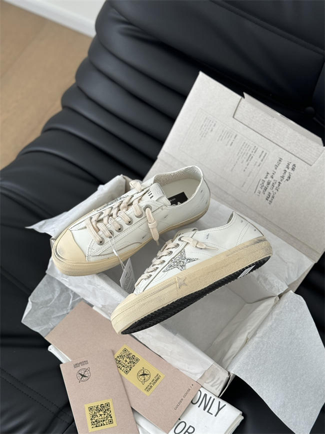 Golden Goose Sneaker