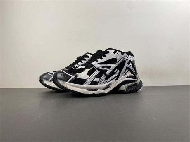 Balenciaga Runner Led White Black White