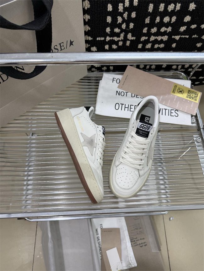 Golden Goose Sneaker