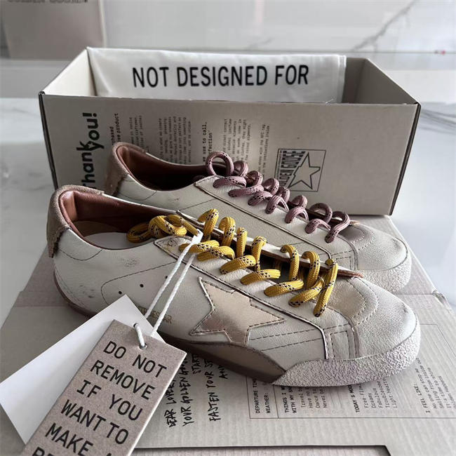 Golden Goose Sneaker
