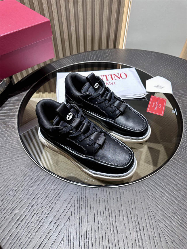 Valentino Sneakers