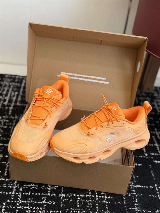 Loewe Sneaker