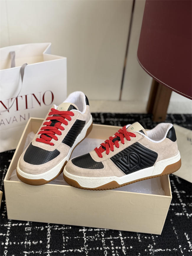 Valentino Sneakers