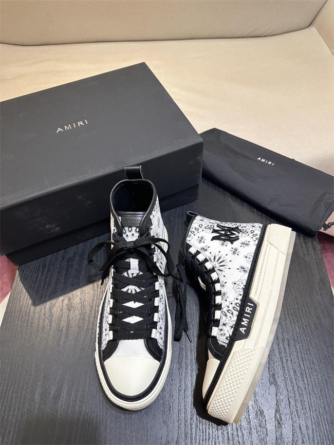 Amiri Sneakers