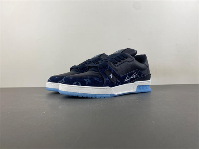LV Trainer Sneaker