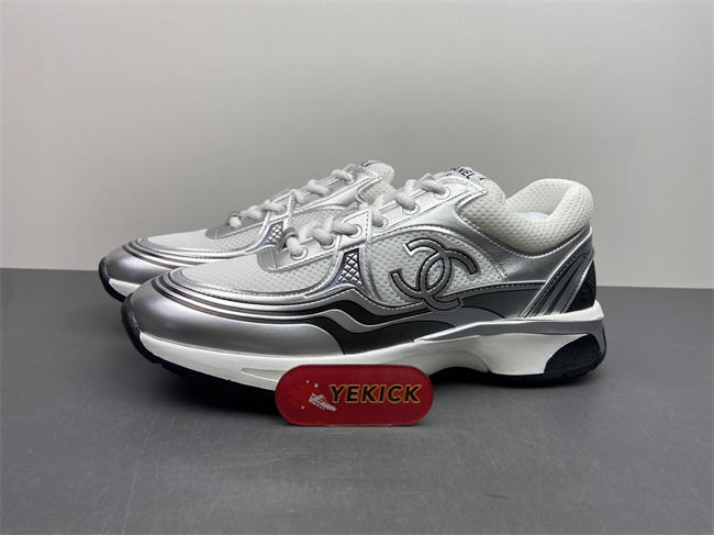 Chanal Sneaker