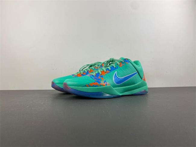 Jalen Brunson x Nike Zoom Kobe 5 Protro IX1200-300