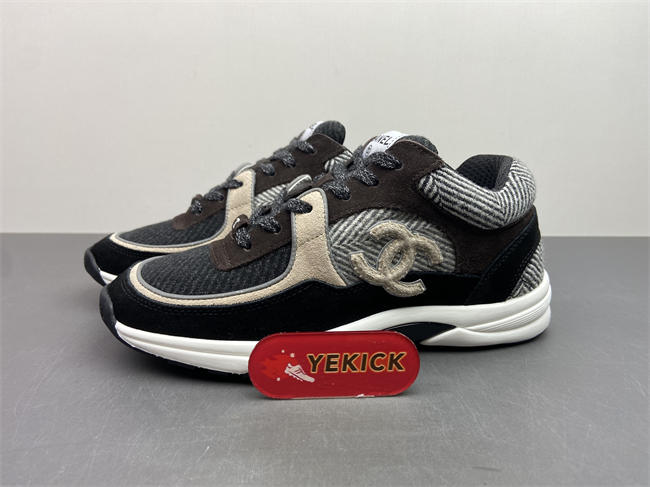 Chanal Sneakers