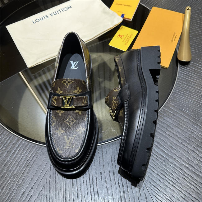 LV Loafer